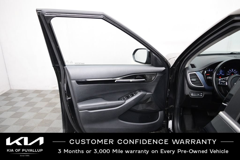 Certified 2022 Kia Seltos S FWD image 9