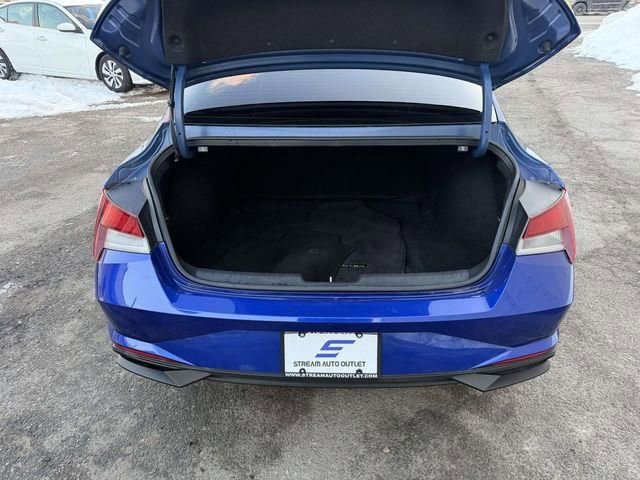 Used 2021 Hyundai Elantra SEL image 21