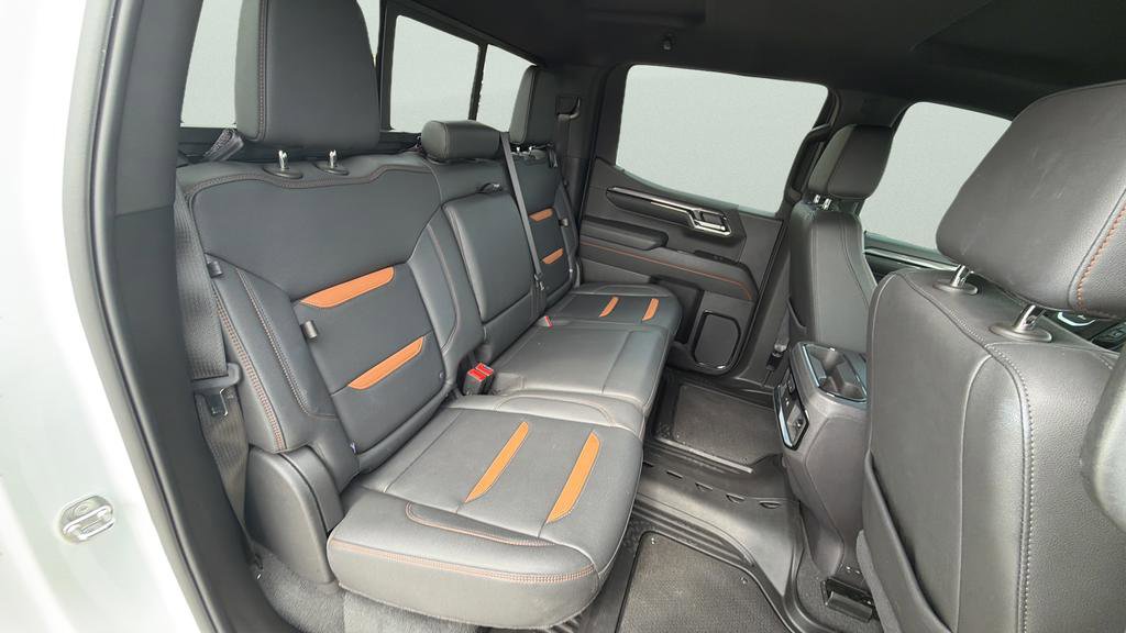Used 2024 GMC Sierra 1500 AT4 w/ Technology Package AWD/4WD image 21