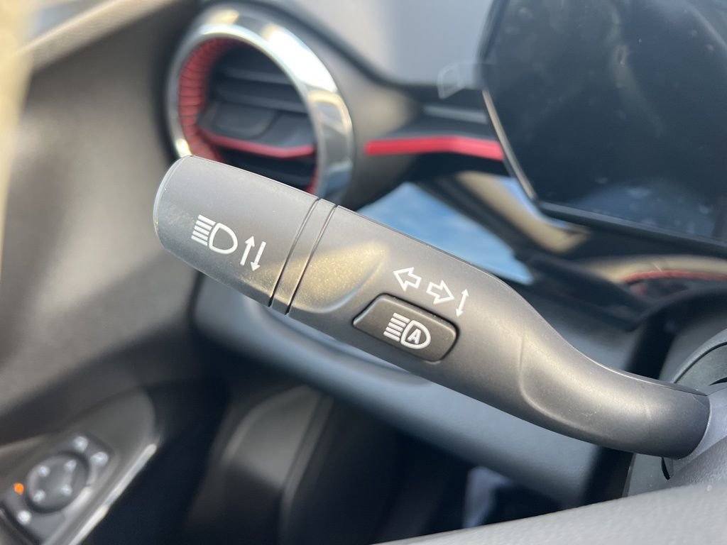 New 2026 Chevrolet Trax RS w/ Sunroof Package image 14