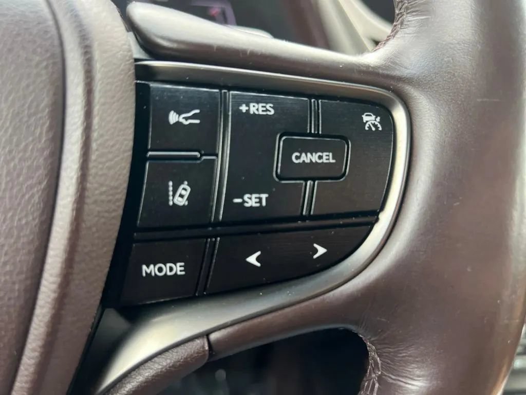 Used 2019 Lexus ES 350 w/ Premium Package FWD image 47