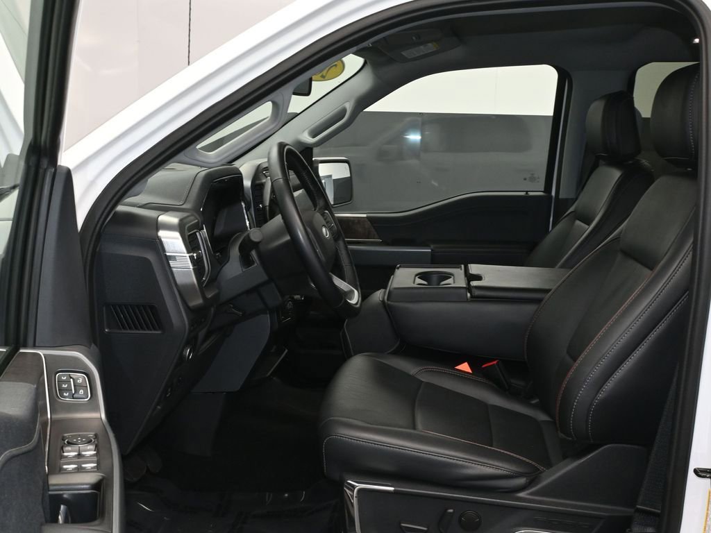 Used 2022 Ford F150 Lariat w/ Equipment Group 501A Mid image 13