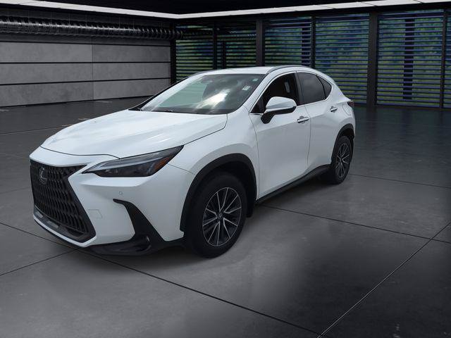 Certified 2025 Lexus NX 250 FWD w/ Towing Package (2000 Lbs) image 4