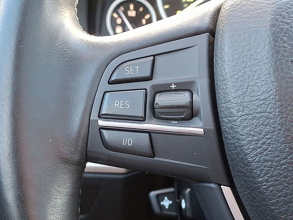 Used 2012 BMW 550i Gran Turismo xDrive image 20