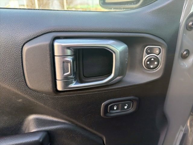 Used 2020 Jeep Wrangler Unlimited Sport image 24