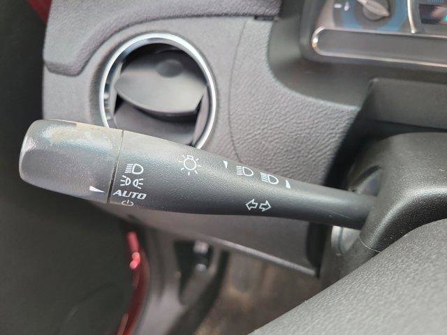 Used 2010 Chevrolet HHR LT image 19