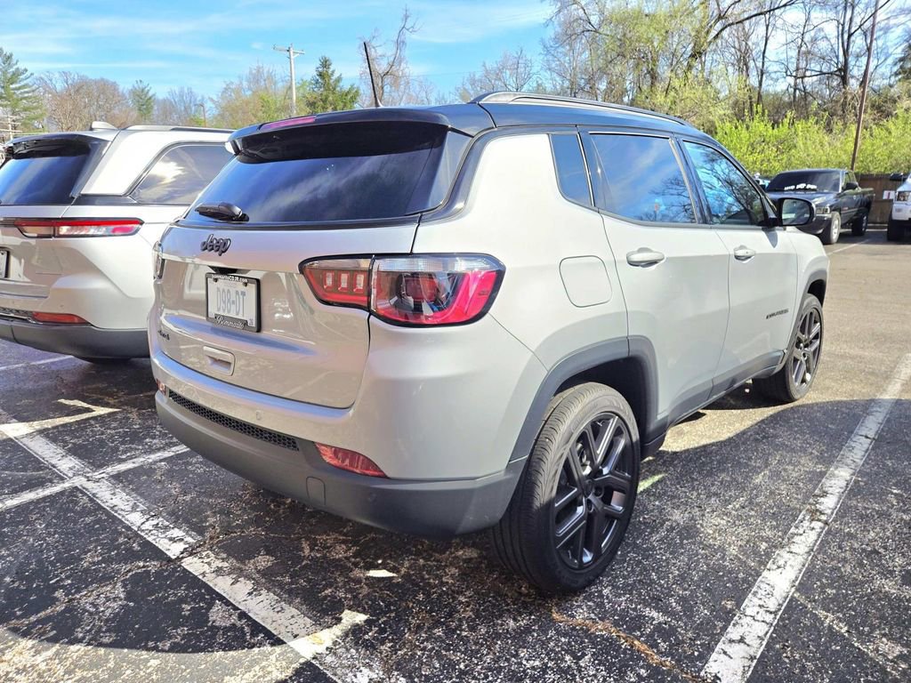 Certified 2026 Jeep Compass Limited image 2
