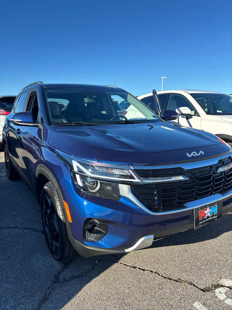 Used 2024 Kia Seltos EX FWD image 18