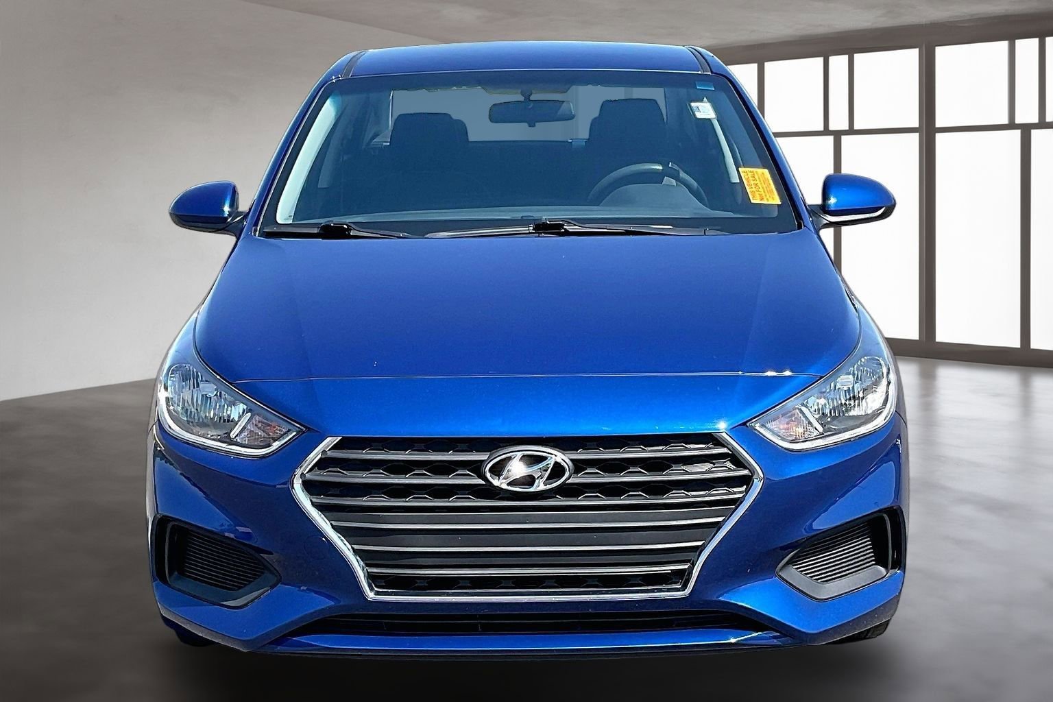 Used 2018 Hyundai Accent SE FWD image 2