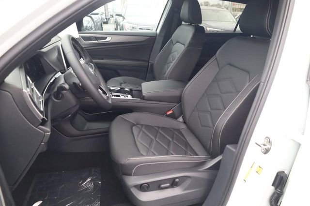 New 2026 Volkswagen Atlas Cross Sport SE image 19