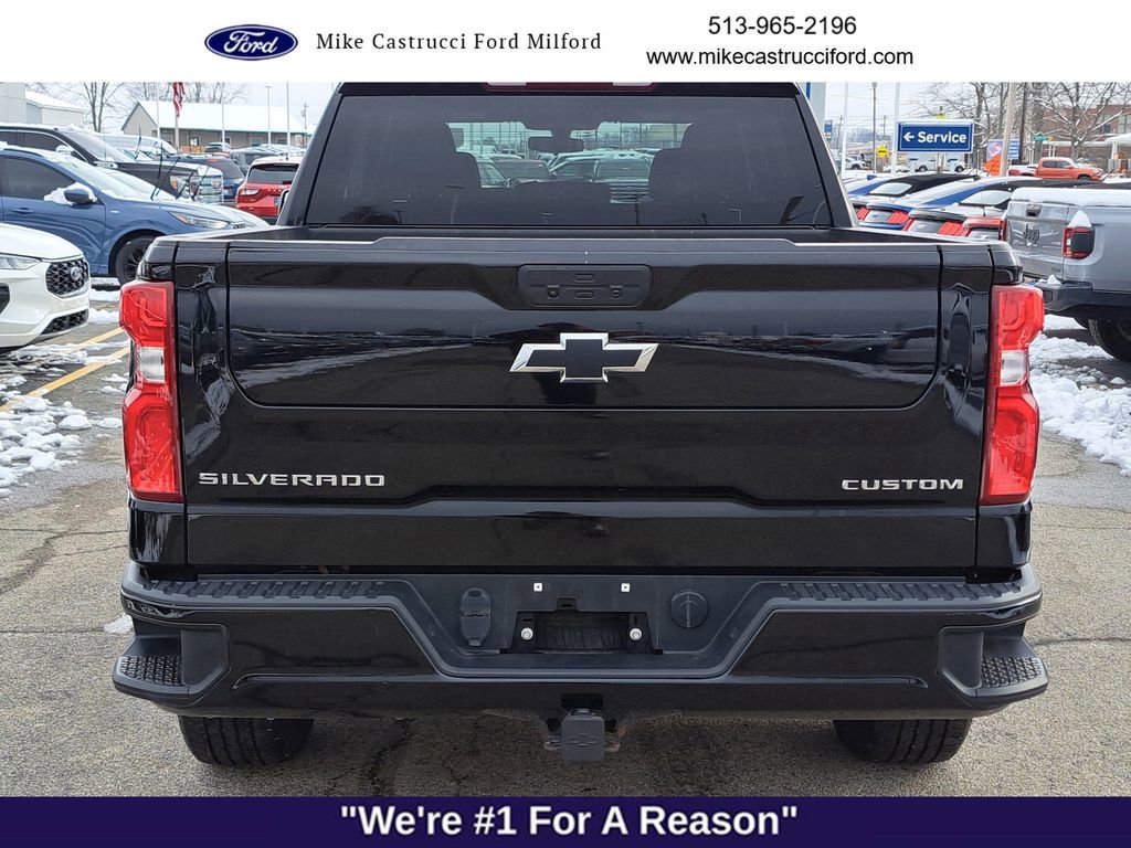 Used 2022 Chevrolet Silverado 1500 Custom image 4