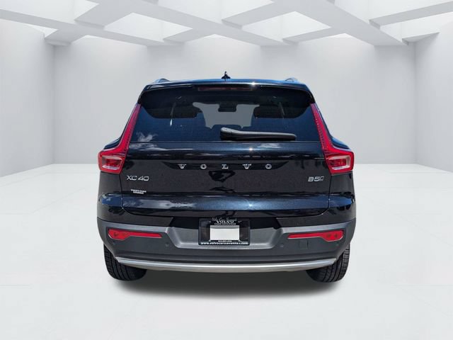Certified 2023 Volvo XC40 B5 Plus w/ Protection Package Premier AWD/4WD image 6