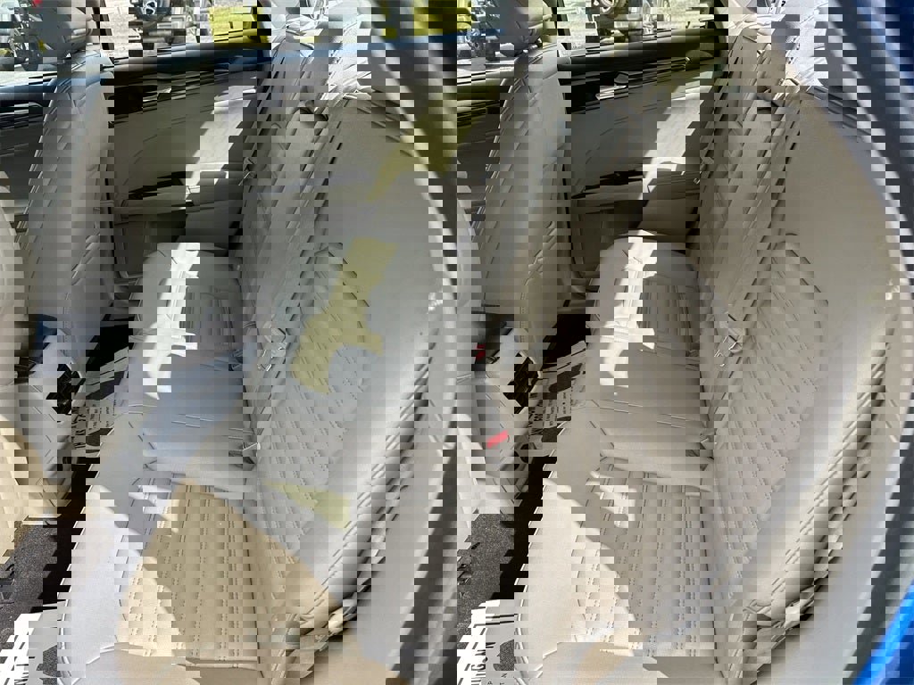 Used 2019 Ford Fusion SEL image 24