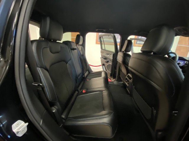 Used 2022 Jeep Grand Cherokee Trailhawk w/ Advanced Protech Group II AWD/4WD image 14