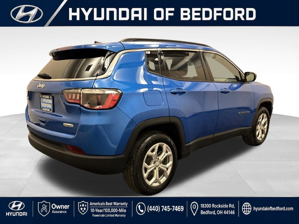 Used 2024 Jeep Compass Latitude AWD/4WD image 7
