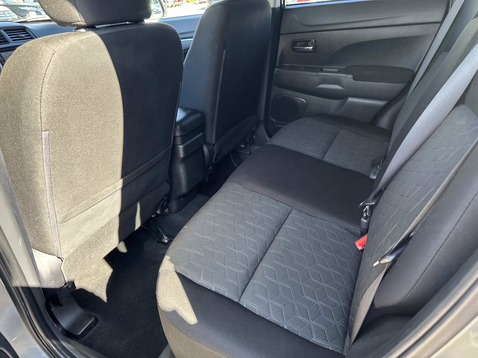 Used 2023 Mitsubishi Outlander Sport ES image 9