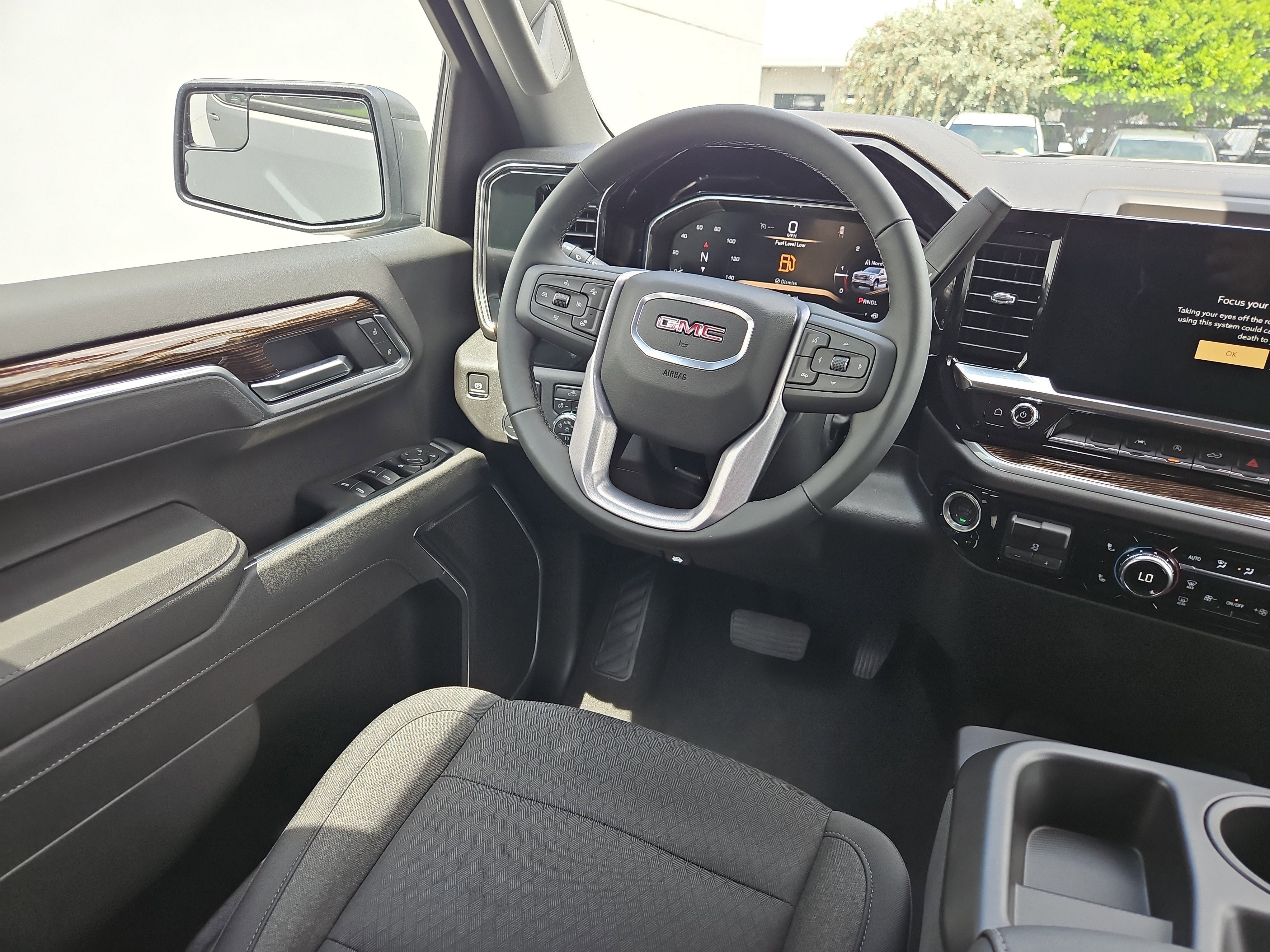 New 2026 GMC Sierra 1500 Elevation image 10