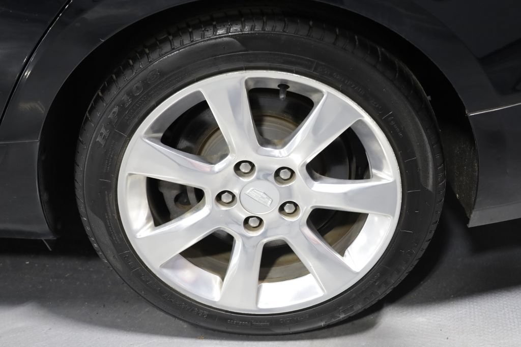 Used 2016 Cadillac ATS Luxury w/ Safety and Security Package RWD image 40