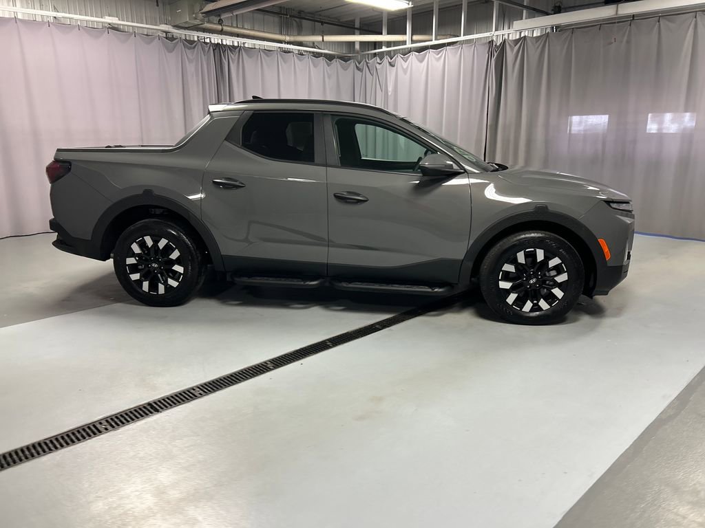 Used 2025 Hyundai Santa Cruz SEL image 8