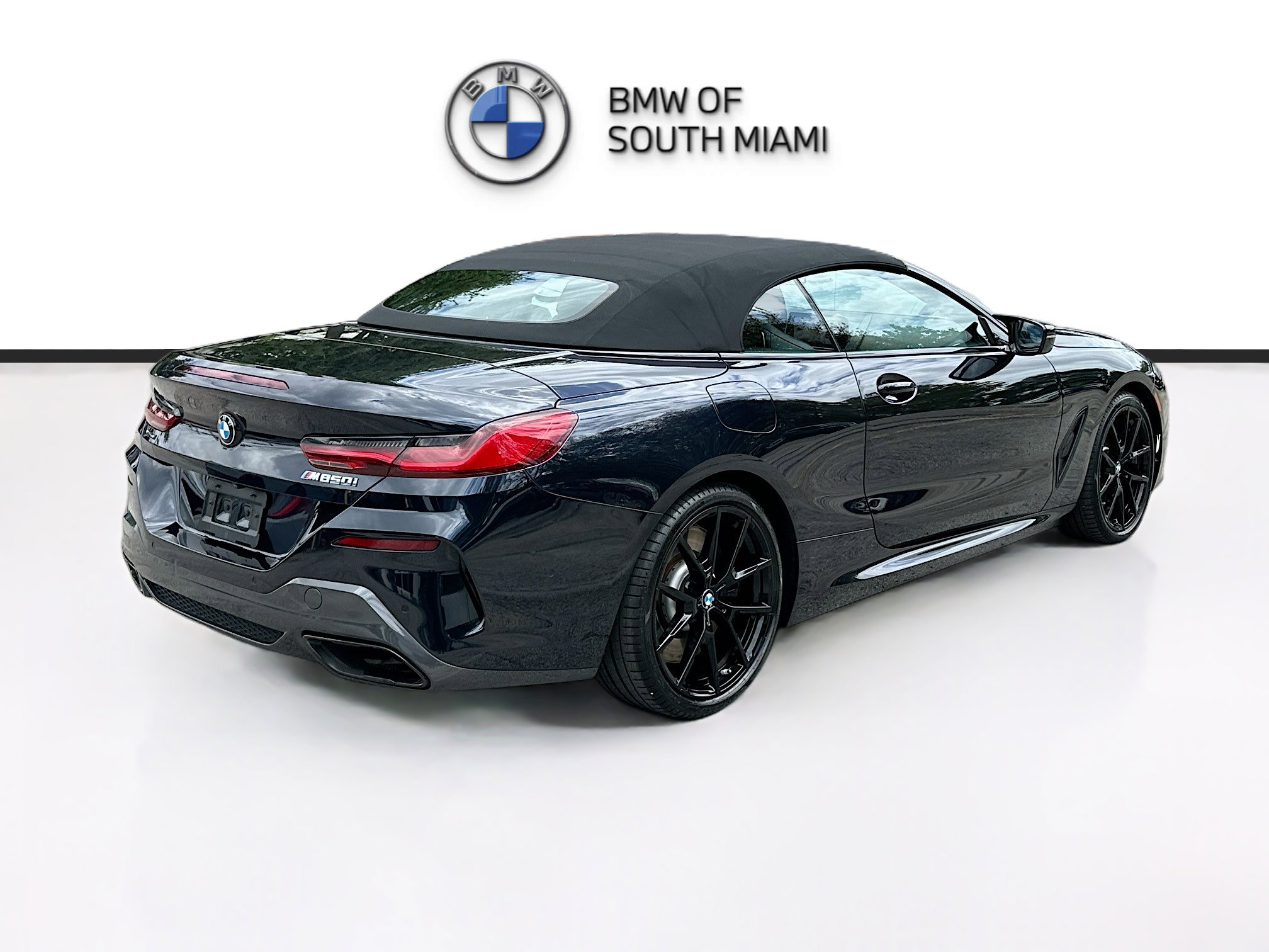 Used 2024 BMW M850i xDrive Convertible AWD/4WD image 7