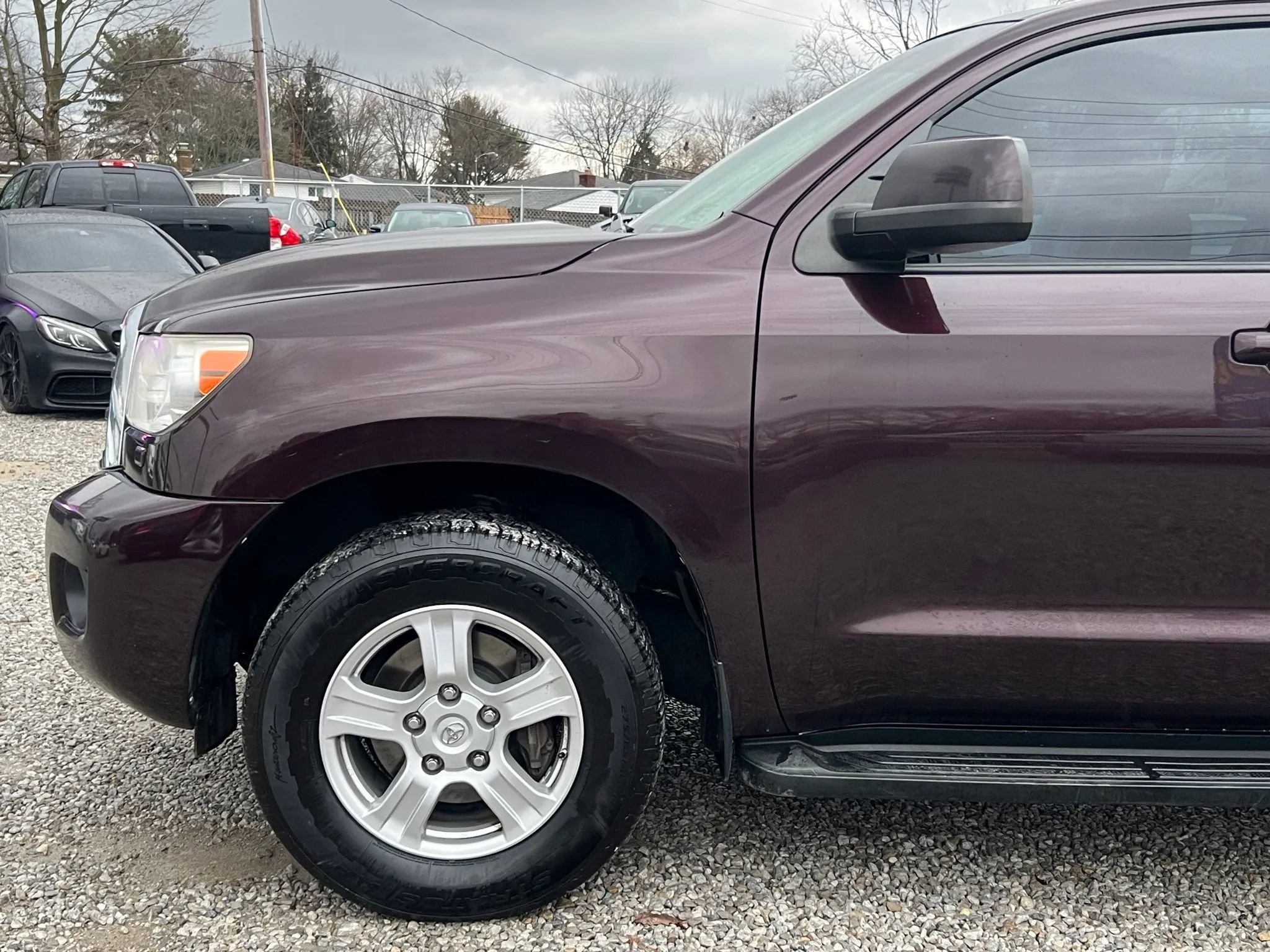 Used 2017 Toyota Sequoia SR5 image 4