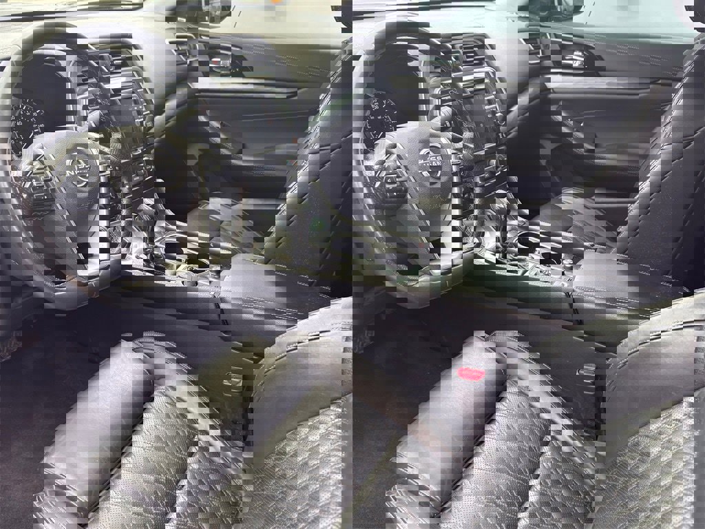 Used 2023 Nissan Maxima Platinum w/ Sport Mat Group image 10