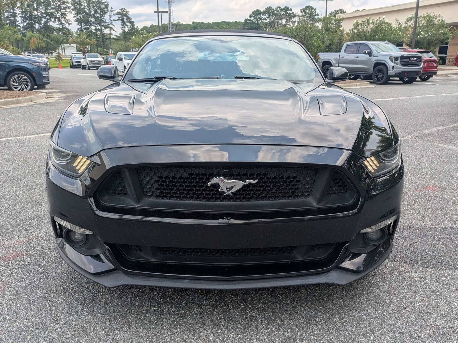 Used 2016 Ford Mustang GT Premium w/ Equipment Group 401A RWD image 7
