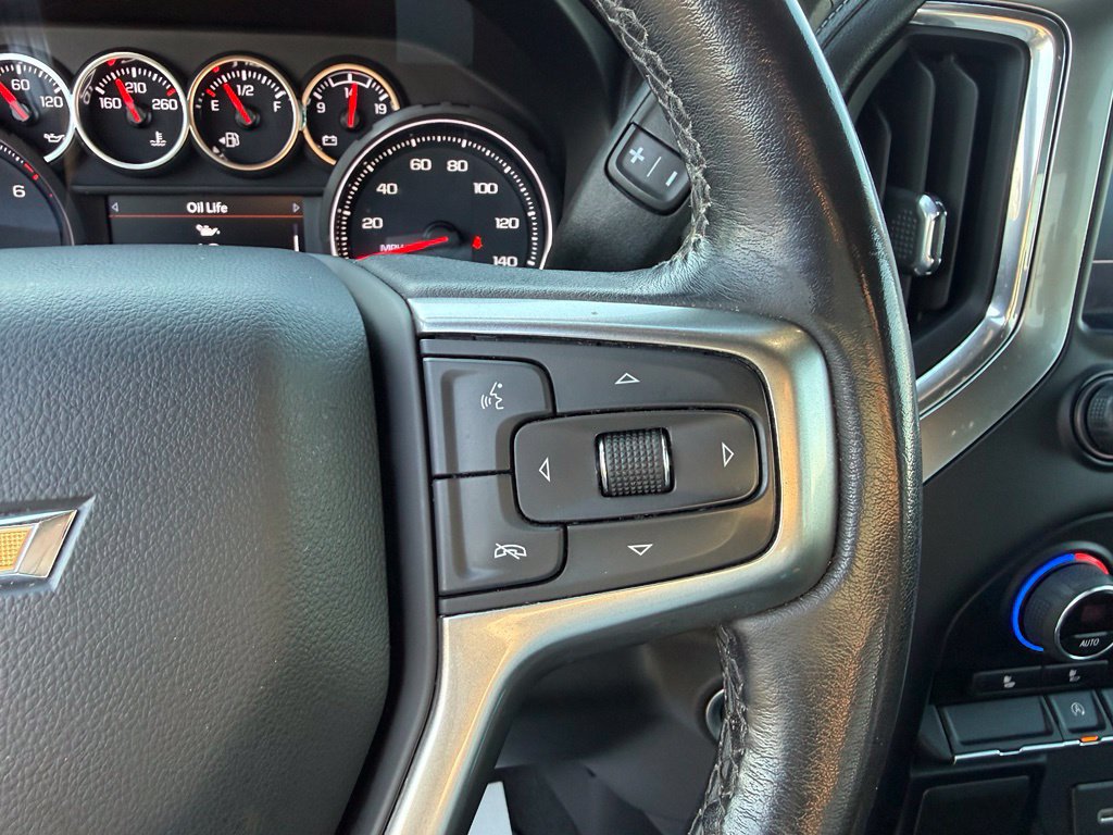 Used 2021 Chevrolet Silverado 1500 LT AWD/4WD image 31
