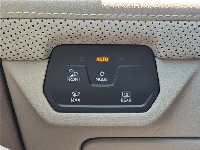 Used 2024 Volkswagen Atlas SEL Premium R-Line AWD/4WD image 15