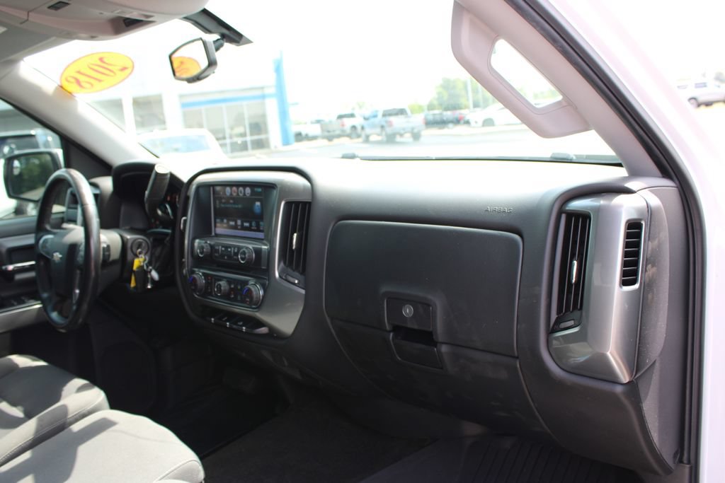 Used 2018 Chevrolet Silverado 1500 LT w/ All Star Edition RWD image 31