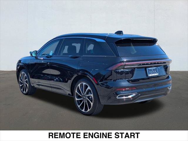 Used 2026 Lincoln Nautilus Black Label AWD/4WD image 3
