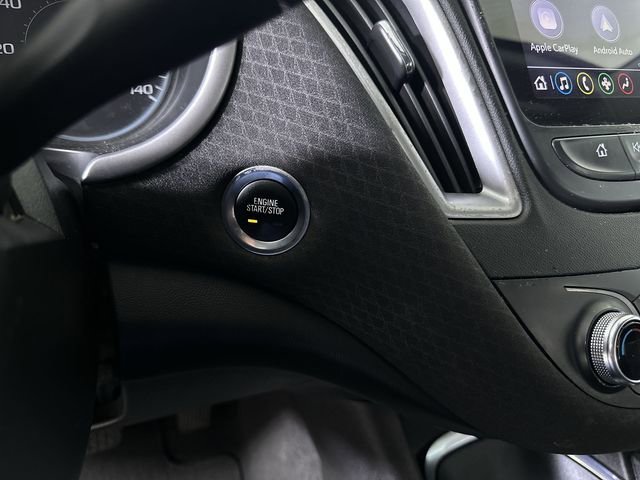 Used 2022 Chevrolet Malibu LT FWD image 17