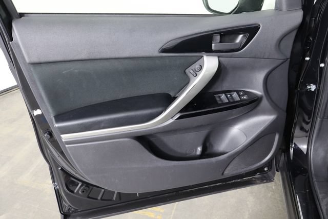 Used 2023 Mitsubishi Eclipse Cross LE AWD/4WD image 17