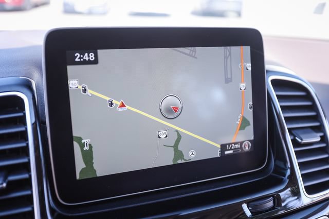 Used 2018 Mercedes-Benz GLE 350 4MATIC image 33