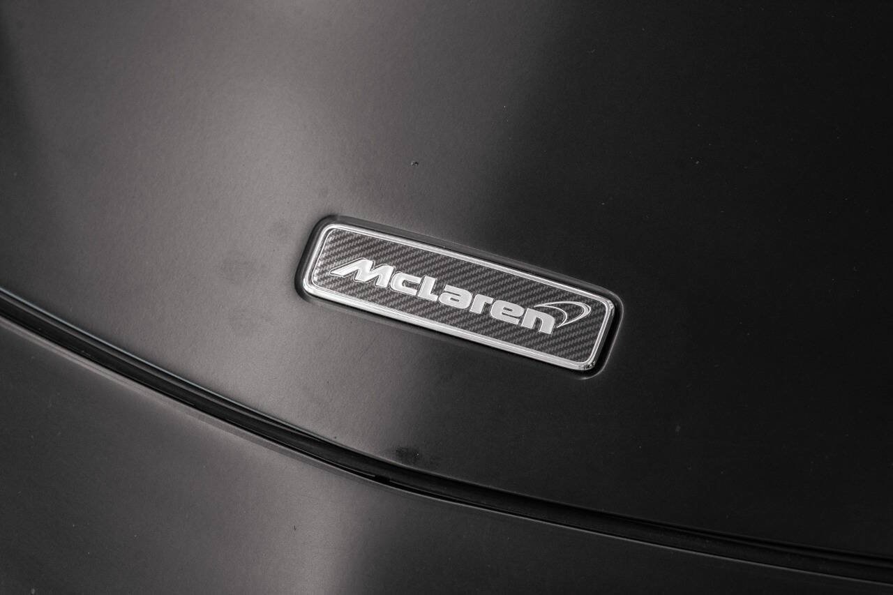 Used 2017 McLaren 570S RWD image 9