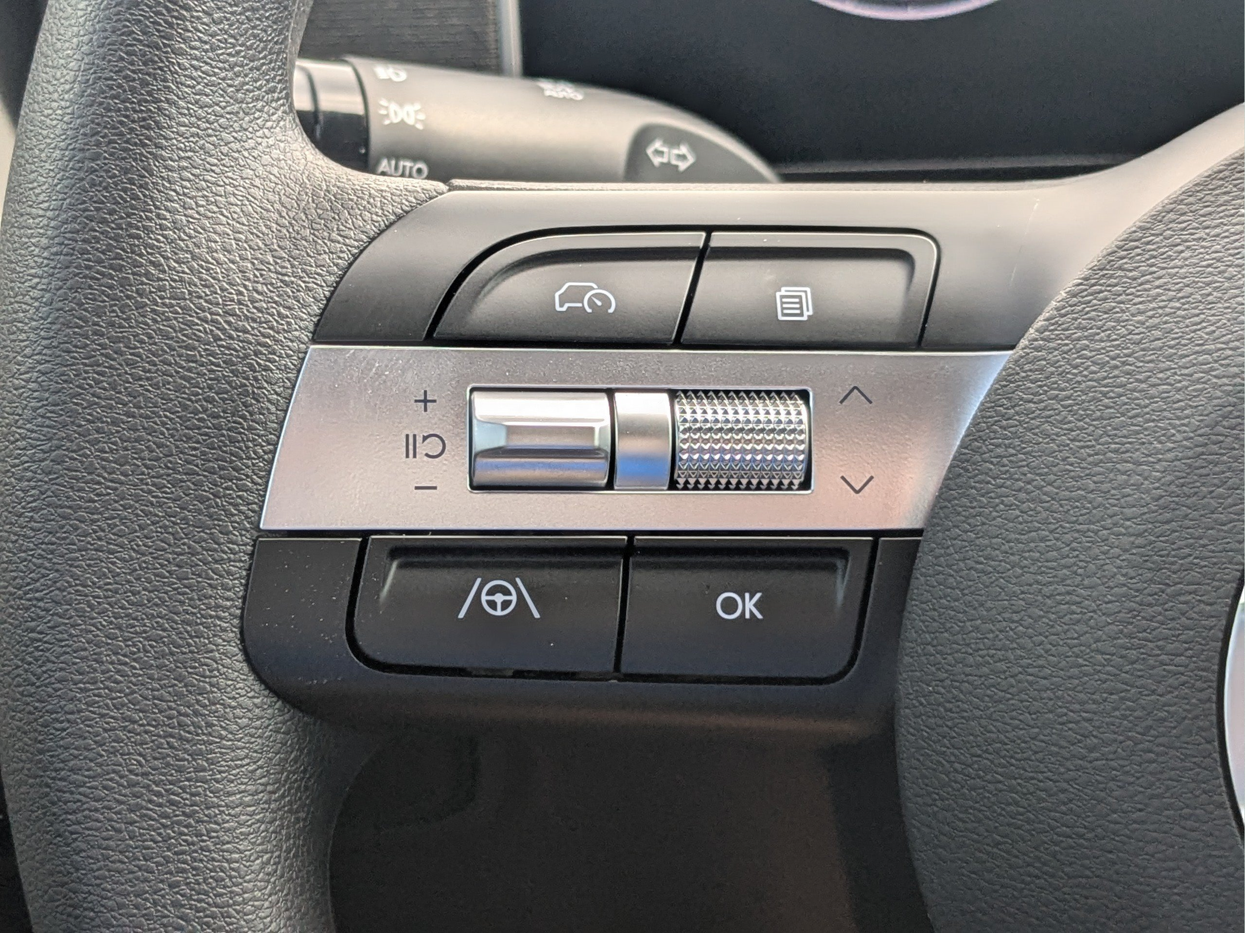 New 2026 Hyundai Santa Cruz SEL FWD image 29