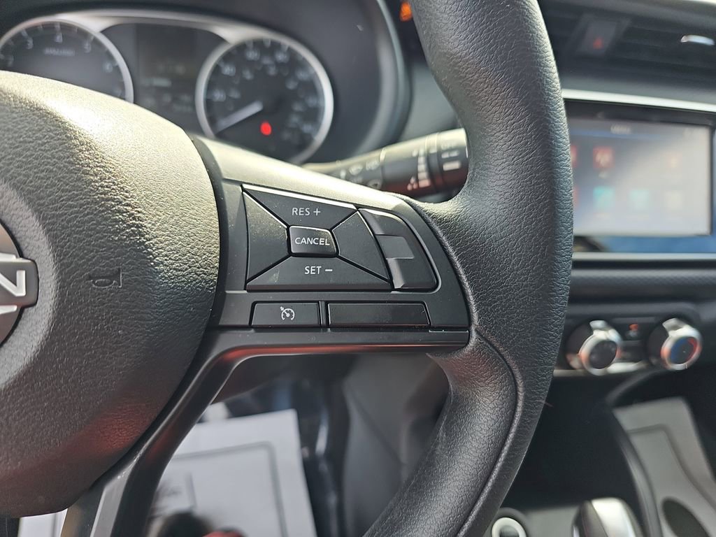 Used 2025 Nissan Kicks Play S image 21