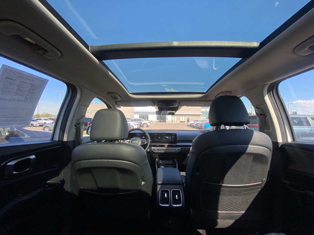 Certified 2025 Kia Sorento EX w/ EX Panoramic Sunroof Package FWD image 26