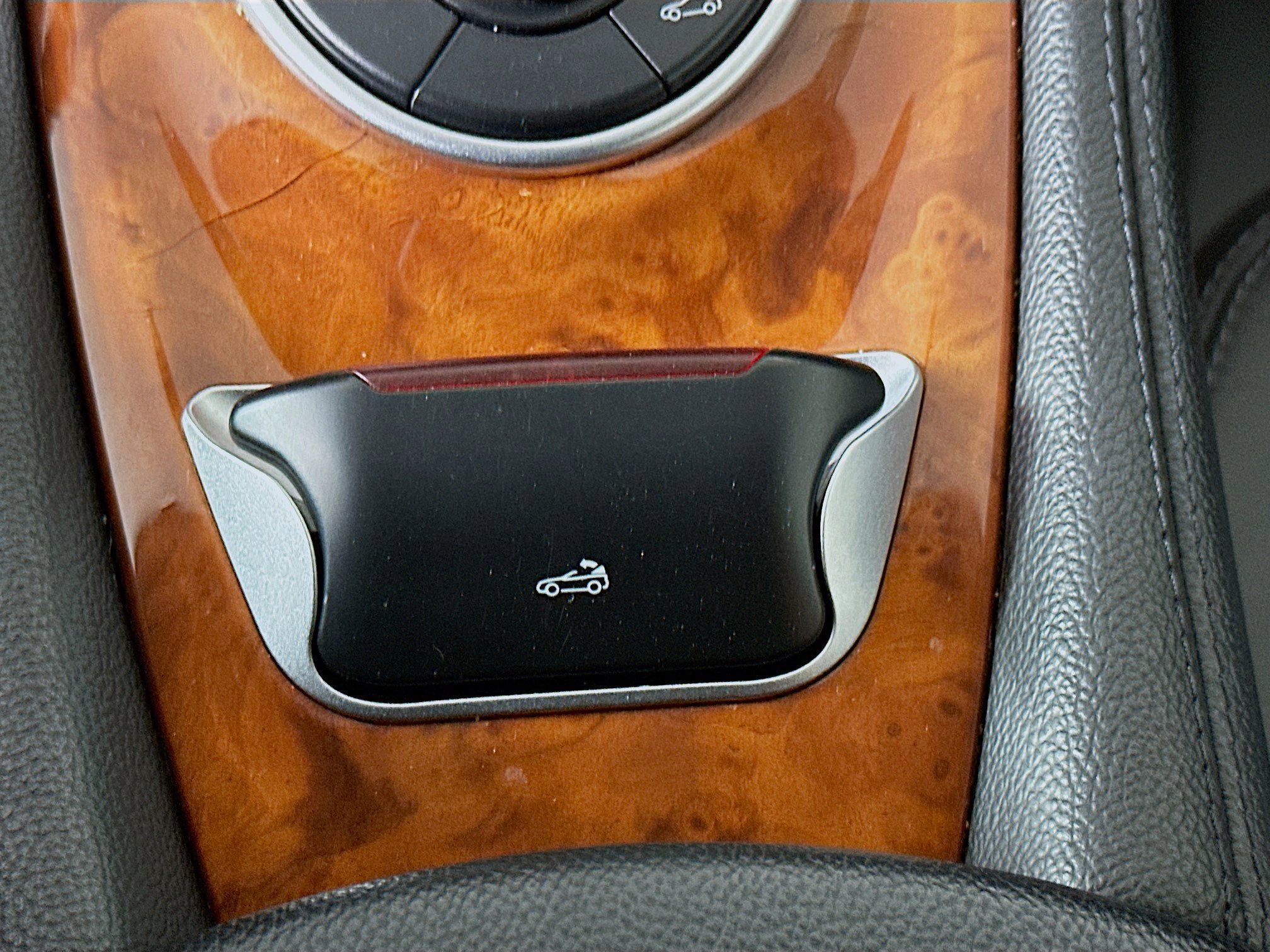 Used 2005 Mercedes-Benz SL 500 image 24