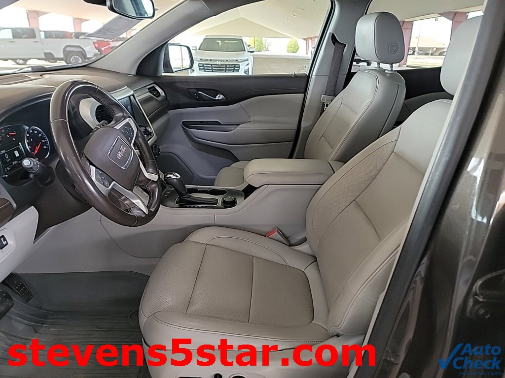 Used 2019 GMC Acadia SLT w/ LPO, Floor Liner Package image 2