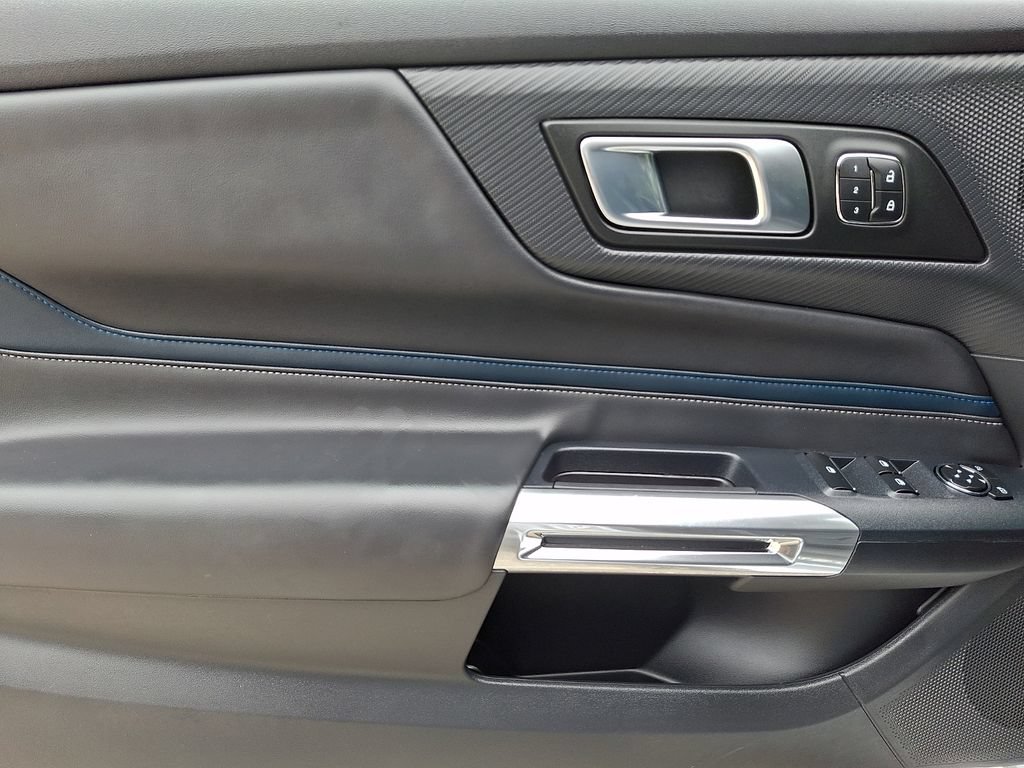 Used 2025 Ford Mustang GT Premium RWD image 12