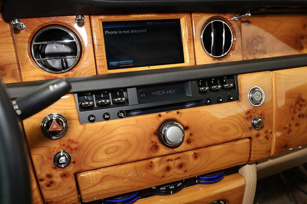 Used 2010 Rolls-Royce Phantom Coupe RWD image 30