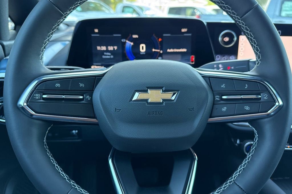 New 2026 Chevrolet Equinox EV LT w/ LPO, Blackout Package image 23