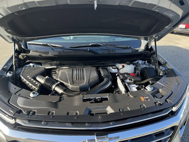 Used 2025 Chevrolet Traverse LT image 30