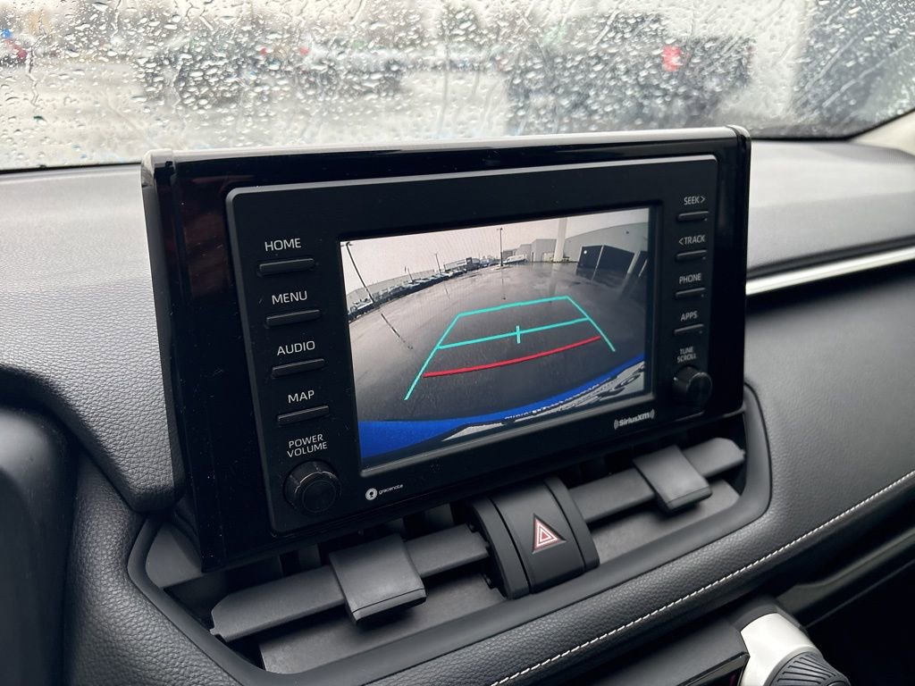 Used 2020 Toyota RAV4 LE image 24