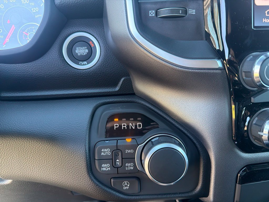 New 2027 RAM 1500 4x4 Crew Cab image 26