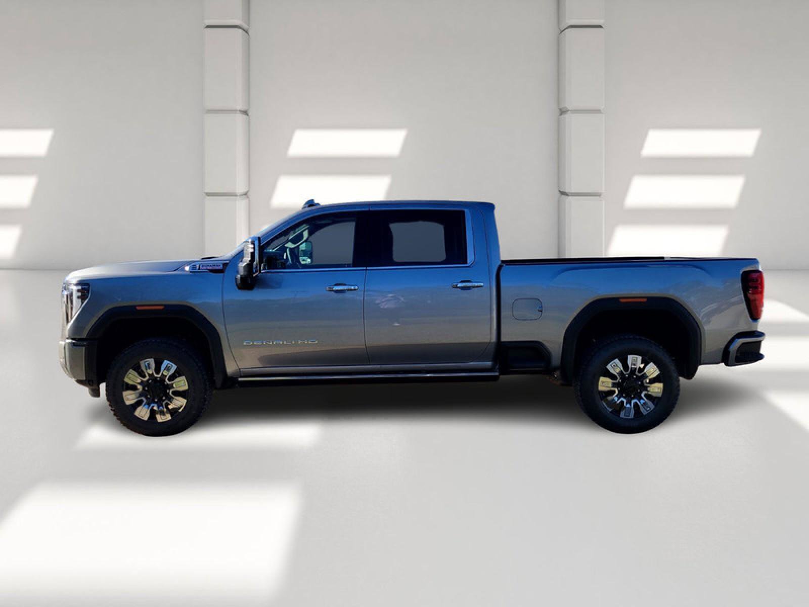 New 2026 GMC Sierra 2500 Denali w/ Denali Reserve Package image 4