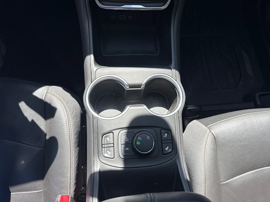 Used 2020 GMC Terrain SLT AWD/4WD image 23