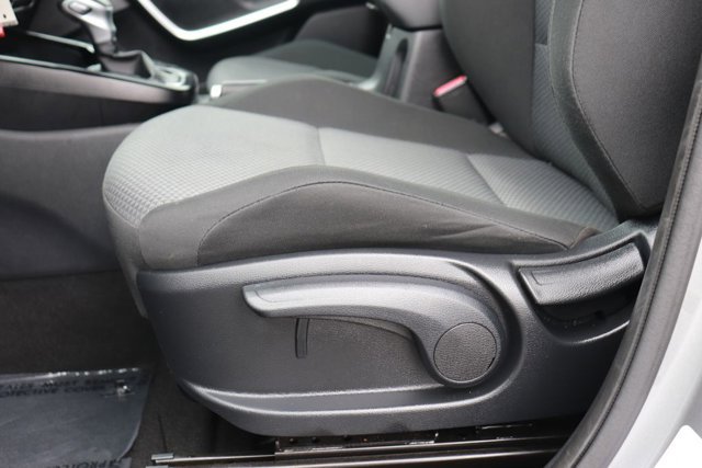 Used 2025 Kia Soul LX w/ LX Technology Package FWD image 10
