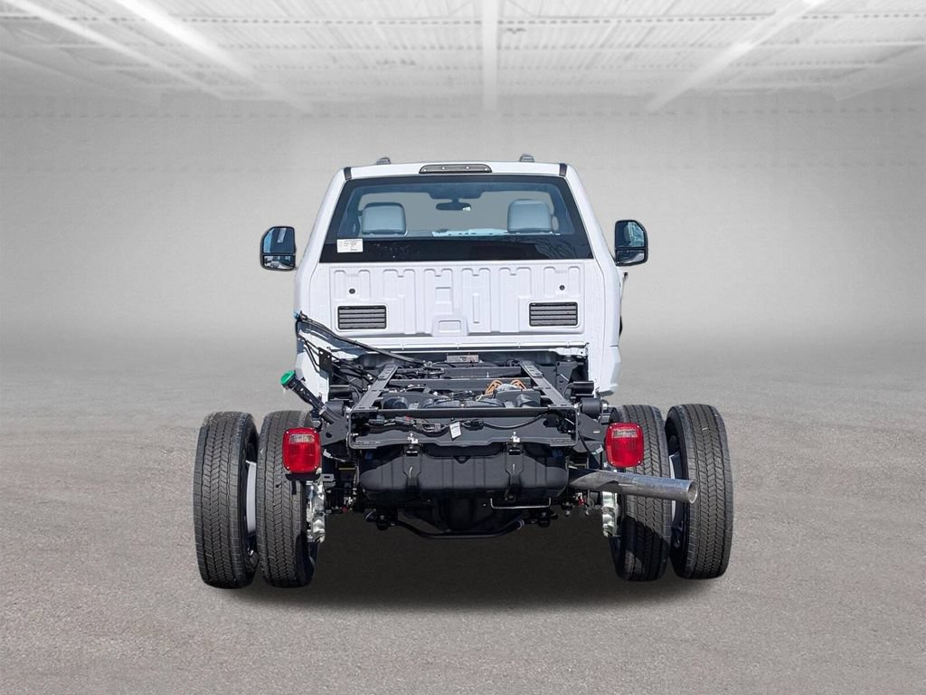 New 2026 Ford F550 4x4 Regular Cab Super Duty image 9